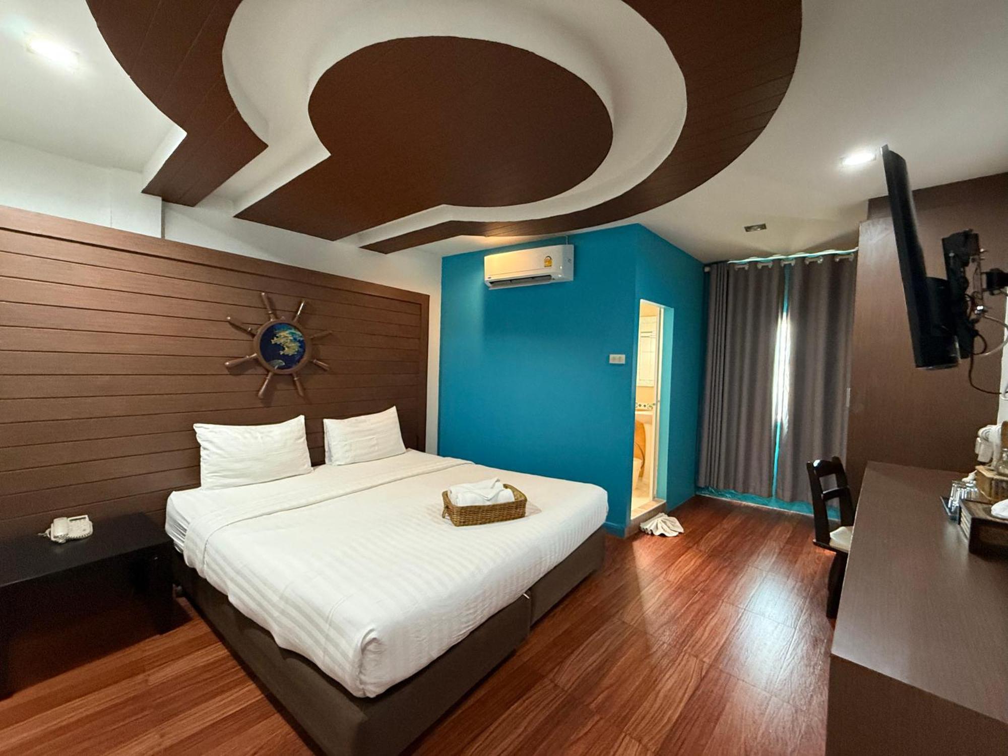 Bed by Cruise Hotel @Samakkhi-Tivanont Nonthaburi Buitenkant foto